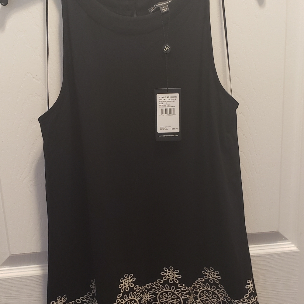 NWT Adrianna Papell sleeveless top